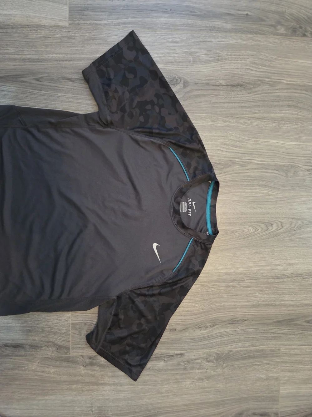 Nike Men’s Black Camo Performance Dri-FIT Tee with Teal Accents